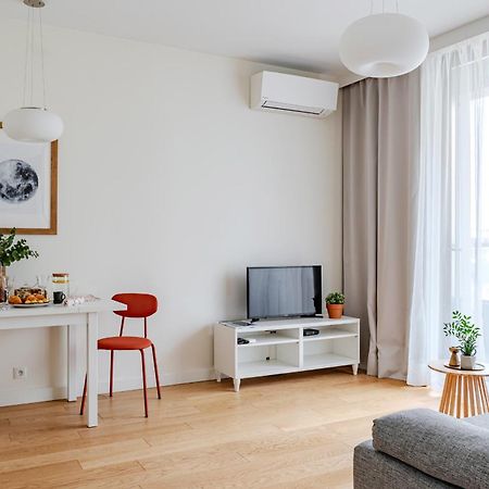 Ferienwohnung Powoli:Komfortowe, Jasne,Klima Warschau Exterior foto